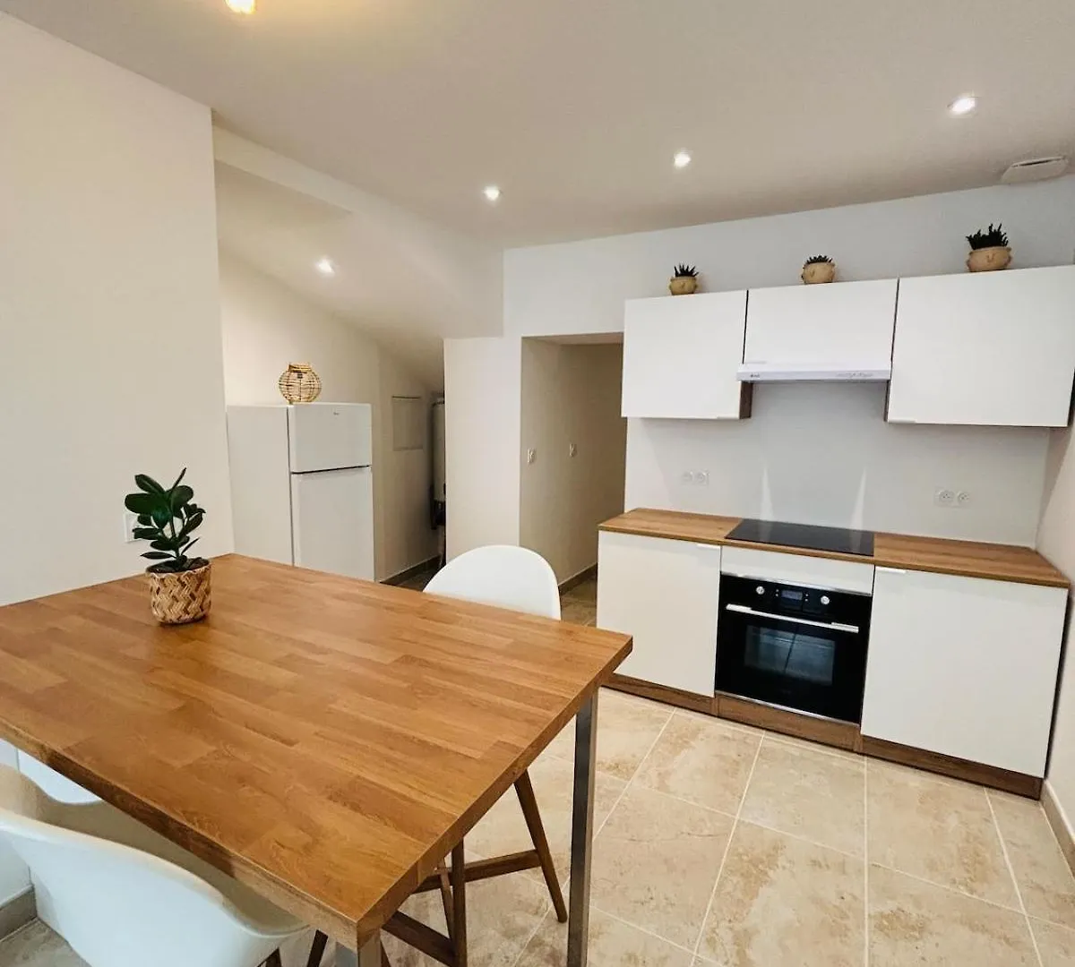 Joli T2 Renove En Centre D'Aix - Clim - Wifi Lägenhet Aix-en-Provence Frankrike